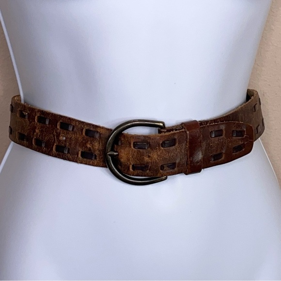 Vintage Small Mossimo Brown Genuine Leather Belt Womens Western Classic - Picture 6 of 16